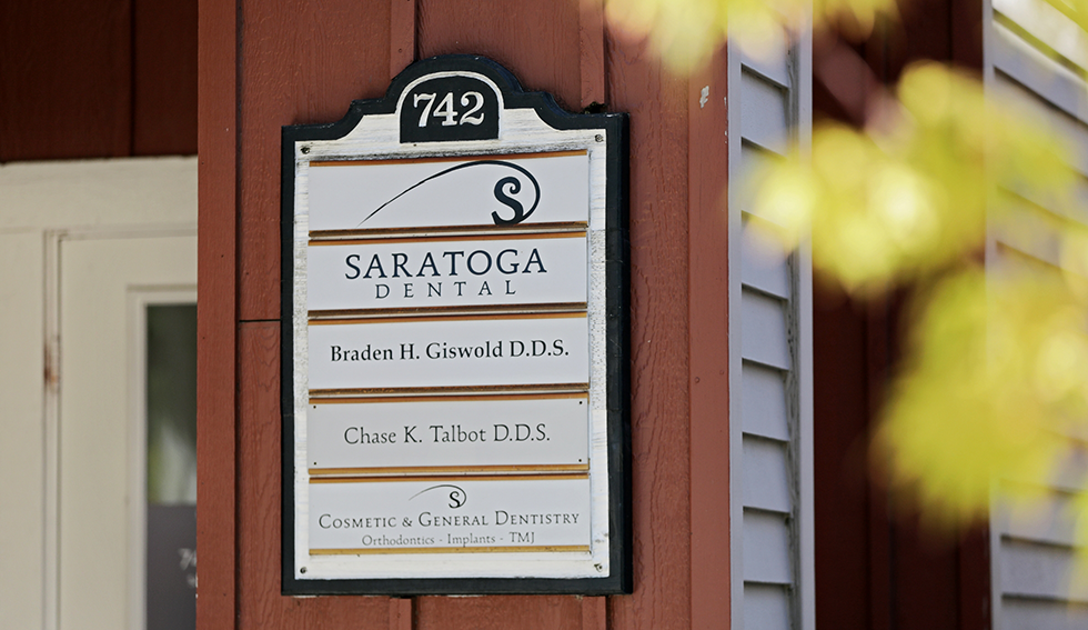 Close up of sign for Saratoga Dental